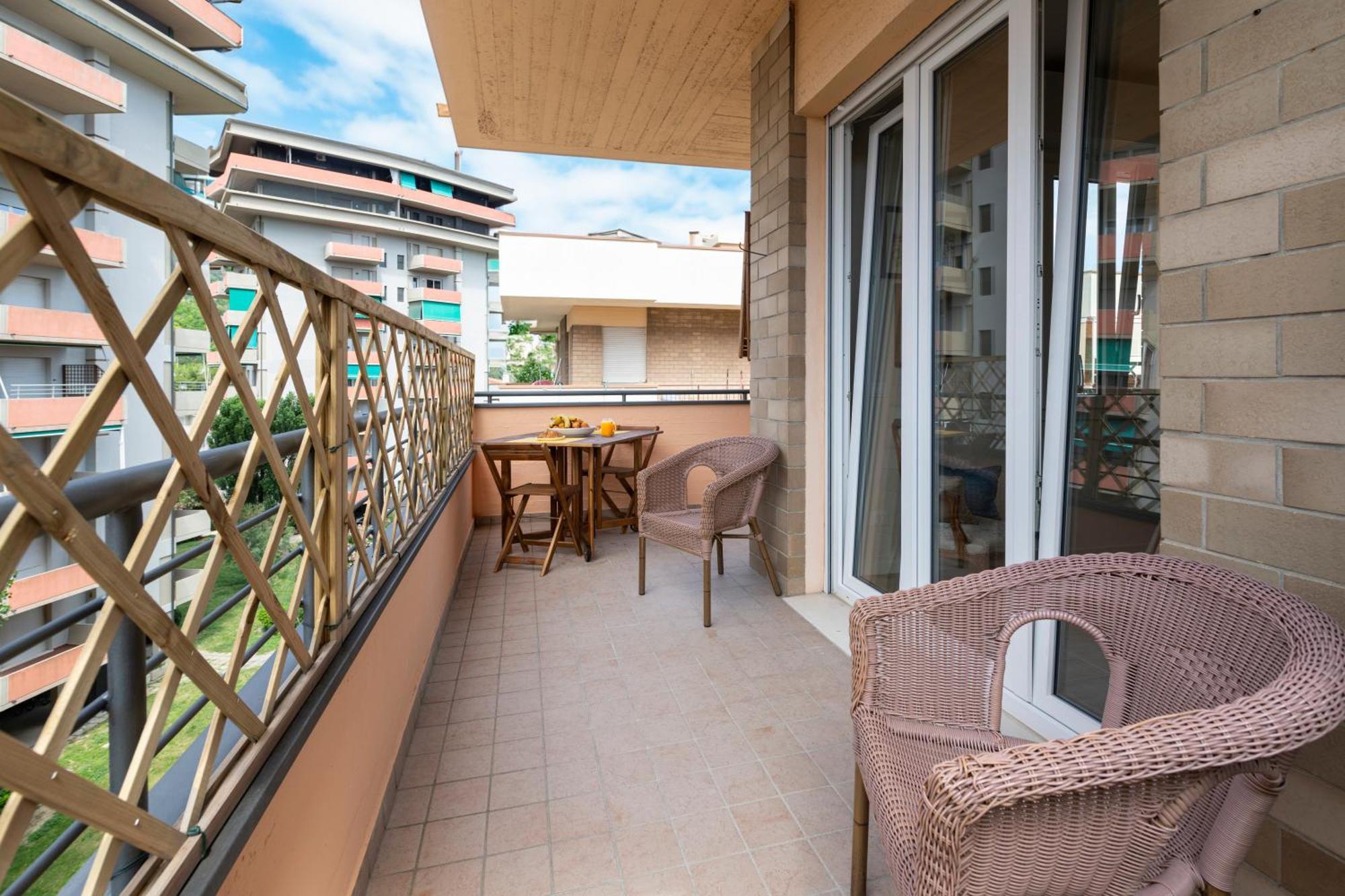 Apartamento Casa Baia Flaminia Pésaro Exterior foto